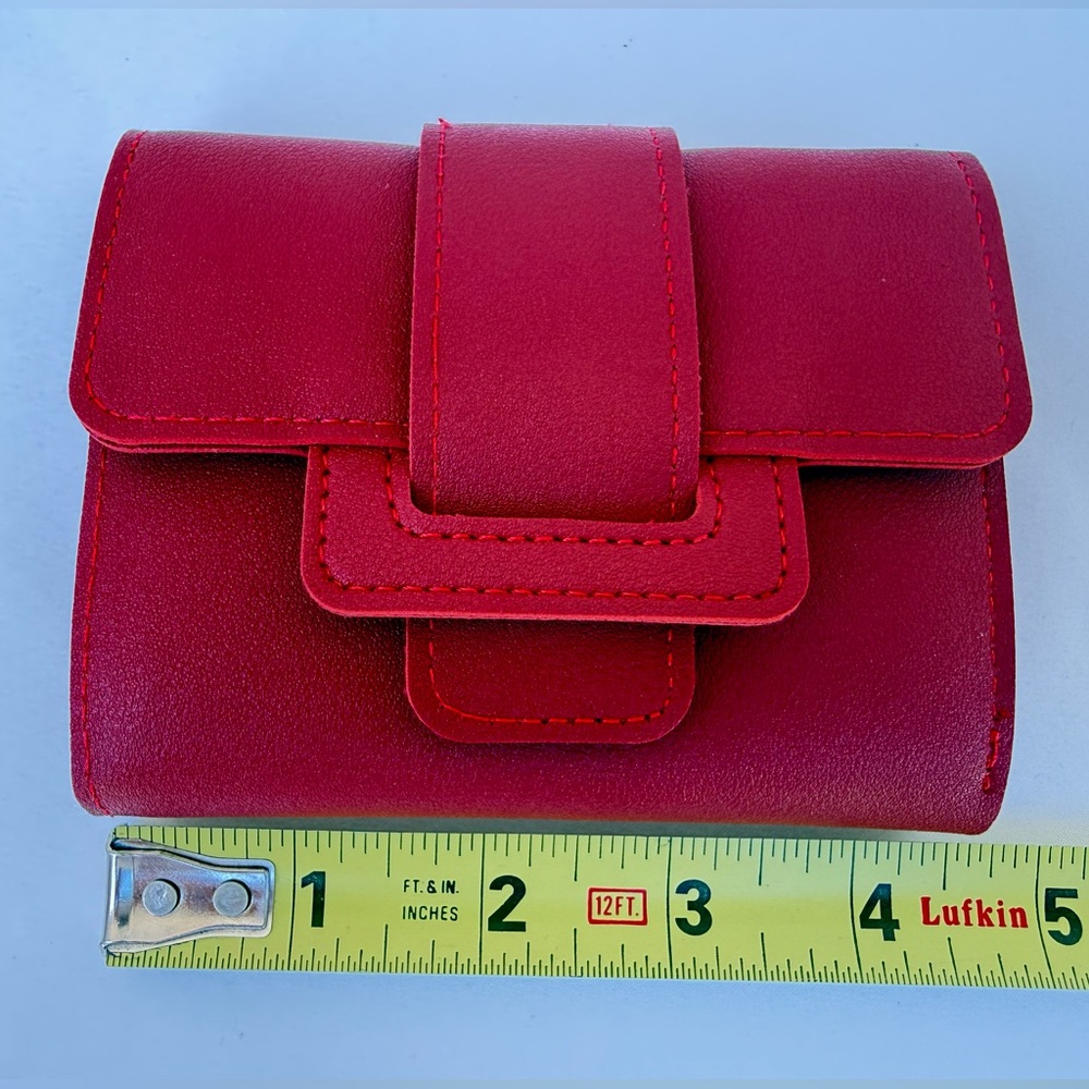 ✨ Stylish Red Women’s Wallet – Compact & Convenient! ❤️ - Unbranded - Picture 6 of 8
